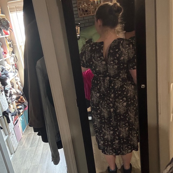 Disturbia Thalia Floral Print Midi Dress - Picture 4 of 7